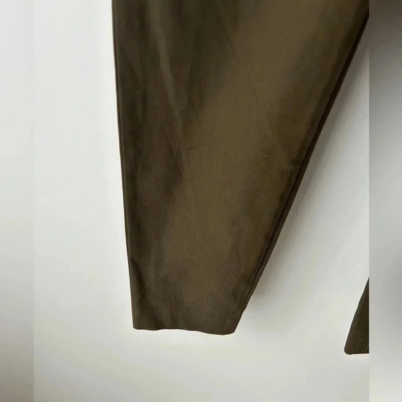 Theory green olive pull on pant - Picture 4 of 10